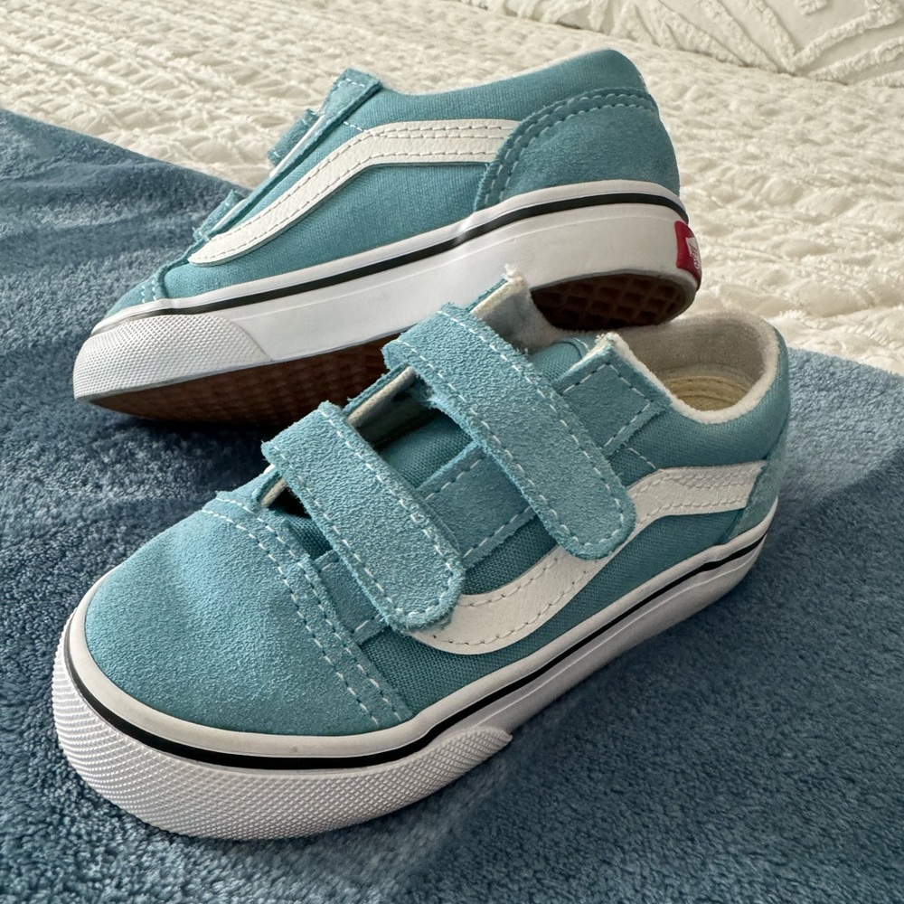 NWOT Vans Sneakers 8